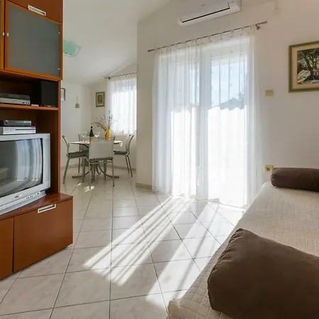 Apartment Zrinko *