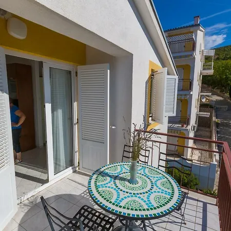 Zrinko Apartment